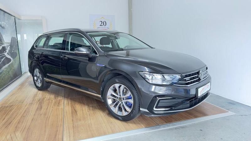 Gebraucht VW Passat GTE 156 PS (114 kW) 2020 Grau Limousine