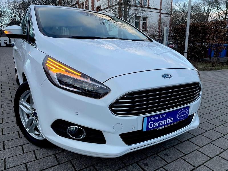 Gebraucht Ford S-MAX ST-Line 211 PS (155 kW) 2016 Weiß Van / Kleinbus
