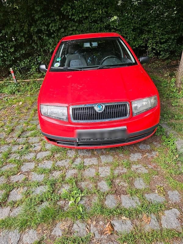 Rot Gebraucht 2003 Skoda Fabia Kleinwagen | 650 € (Guter Preis) - Bild 1/4
