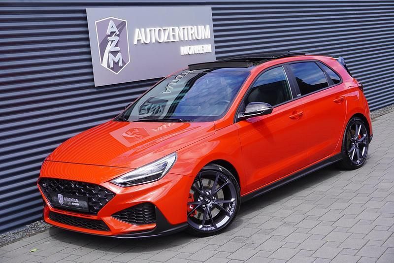 Rot Gebraucht 2021 Hyundai i30 N Performance Limousine | 29.990 € (Fairer Preis) - Bild 1/4
