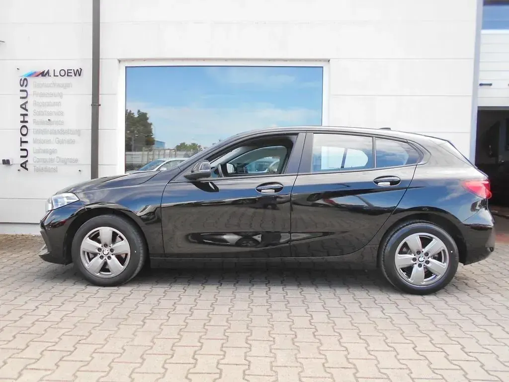 Gebraucht BMW 118 136 PS (100 kW) 2023 Schwarz Kleinwagen