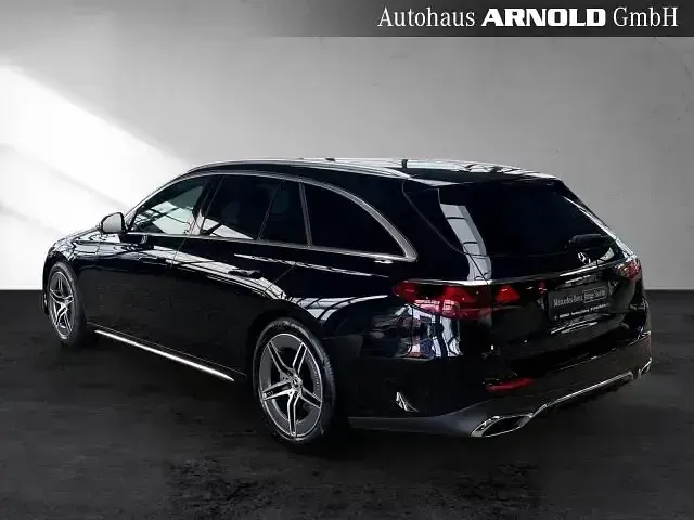 Gebraucht Mercedes E220 AMG line 197 PS (144 kW) 2025 Schwarz