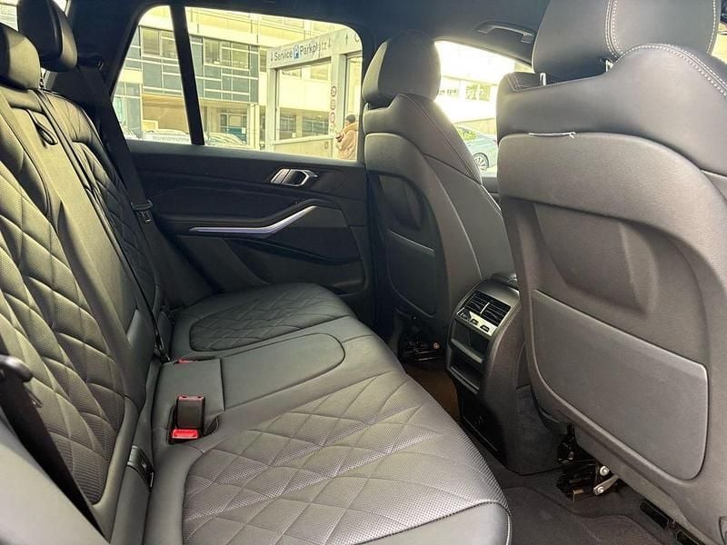 Gebraucht BMW X5 Sport Line 231 PS (169 kW) 2022 Saphirschwarz SUV