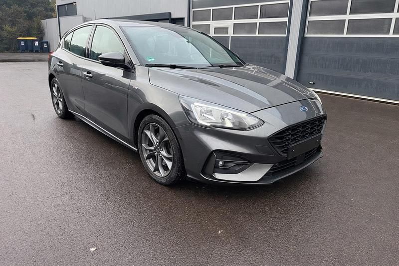 Gebraucht Ford Focus ST-Line 150 PS (110 kW) 2019 Grau Limousine