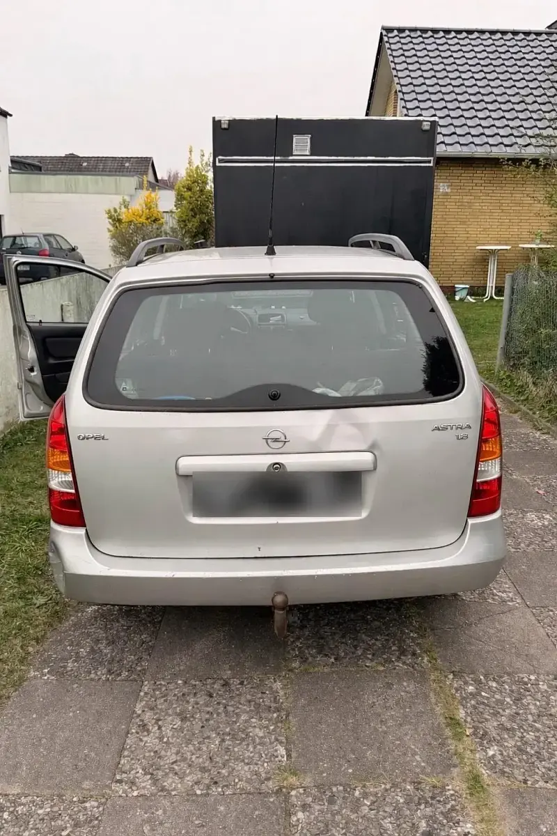 Gebraucht Opel Astra 125 PS (91 kW) 2000 Silber Kombi