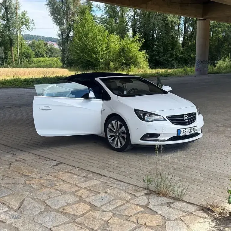Gebraucht Opel Cascada Ultimate 170 PS (125 kW) 2017 Weiß Cabrio