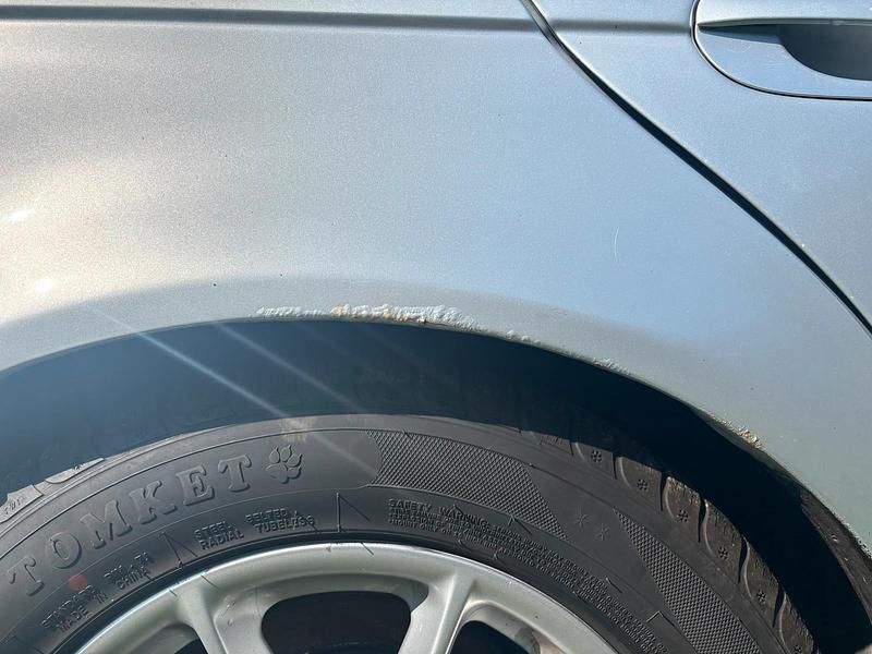 Gebraucht BMW 525 Basis 167 PS (122 kW) 2003 Silber Kombi