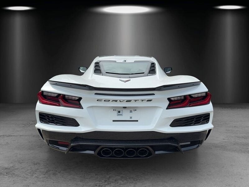 Gebraucht Corvette Z06 680 PS (500 kW) 2024 Arctic white Coupé