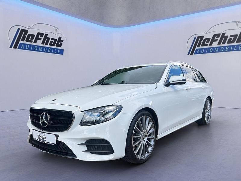 Gebraucht Mercedes E220 AMG 194 PS (142 kW) 2019 Weiß Limousine