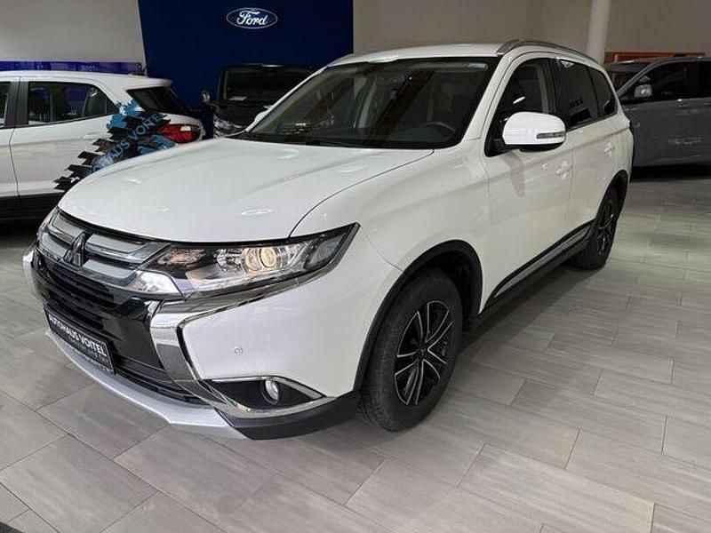 Gebraucht Mitsubishi Outlander Edition 150 PS (110 kW) 2018 Weiß SUV