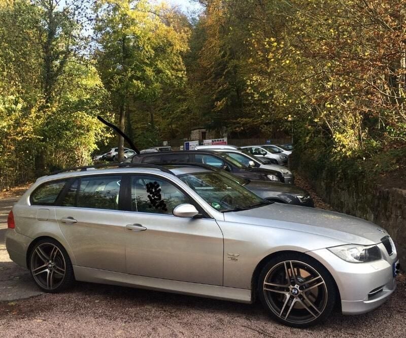 Silber Gebraucht 2008 BMW 335 Kombi | 12.499 € (Superpreis) - Bild 1/3