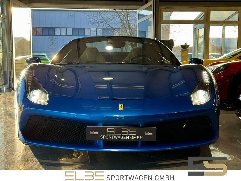 Gebraucht Ferrari 488 670 PS (492 kW) 2017 Blau Cabrio