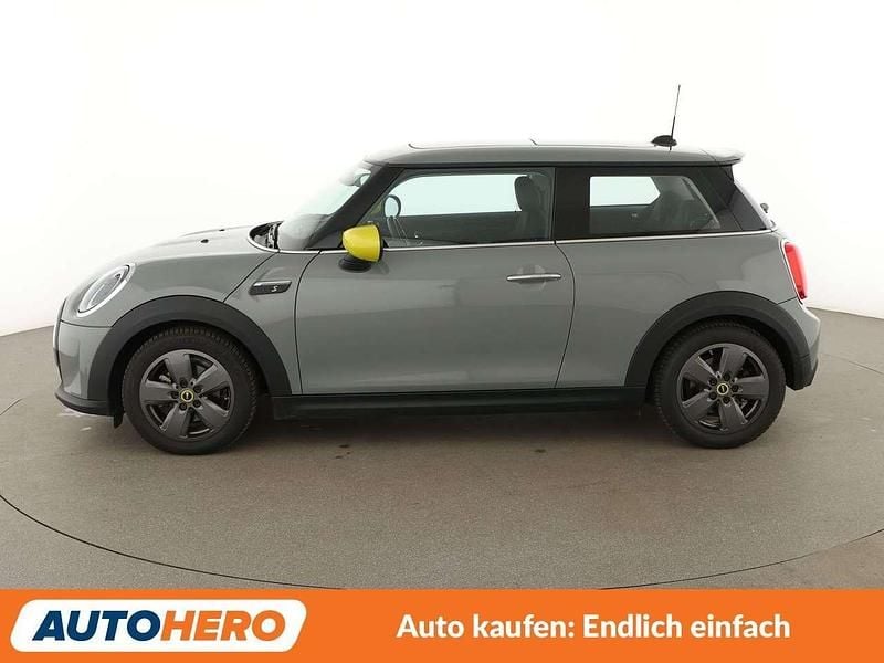 Second-hand Mini Cooper SE Essential 135 kW (184 CP) 2021 Gri Hatchback
