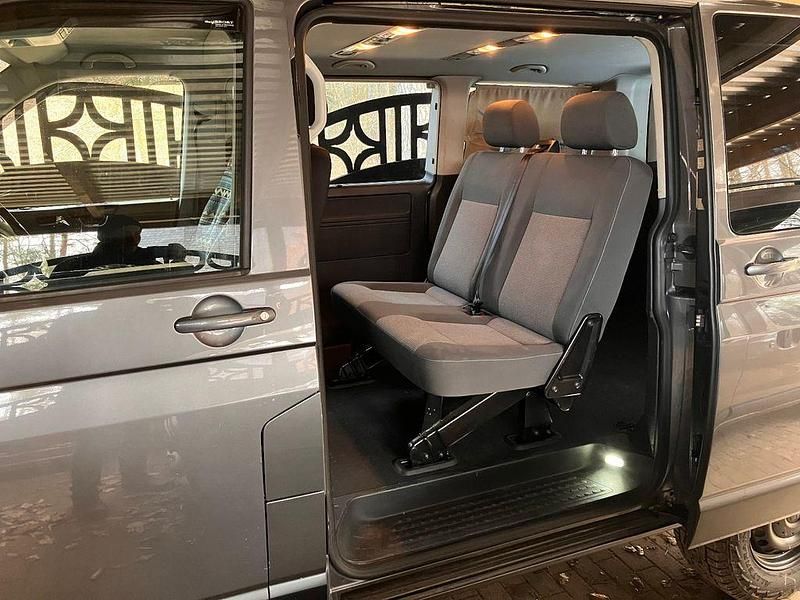 Gebraucht VW T5 140 PS (102 kW) 2013 Grau Van