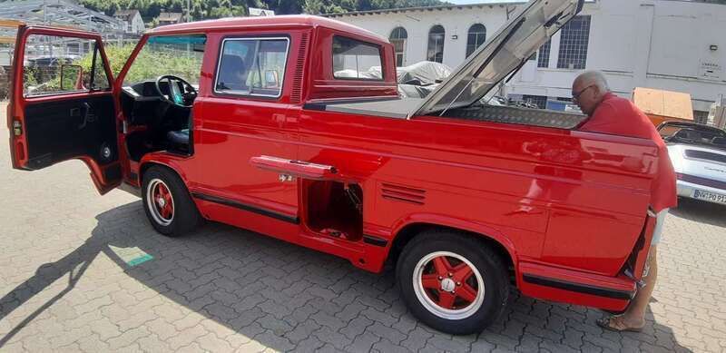 Rot Gebraucht 1989 VW T3 Van | 25.900 € - Bild 1/4