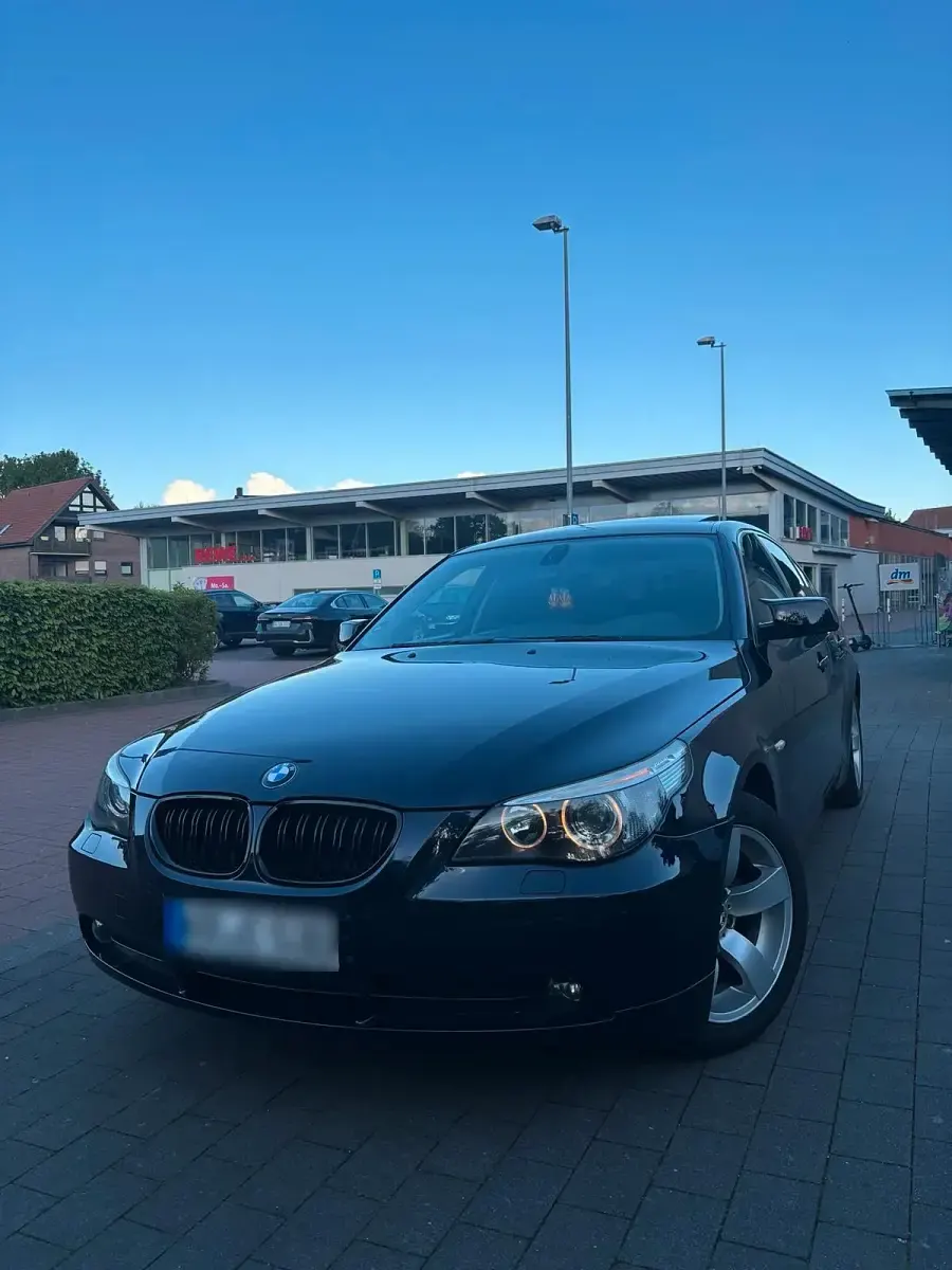 Gebraucht BMW 520 170 PS (125 kW) 2005 Blau Limousine