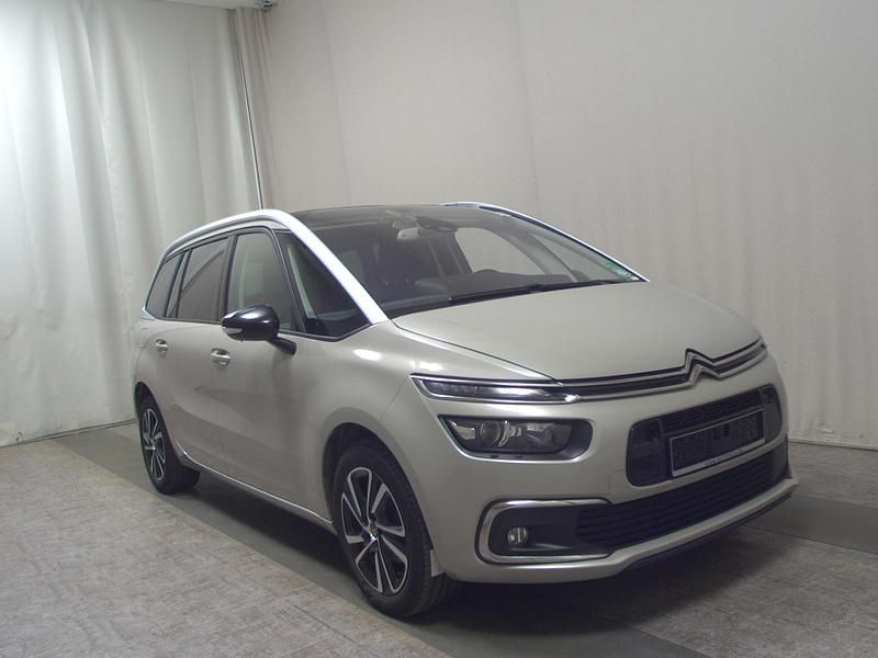 Gebraucht Citroën C4 SpaceTourer Shine 131 PS (96 kW) 2021 Lackierung sable/typ aussenver Van / Kleinbus