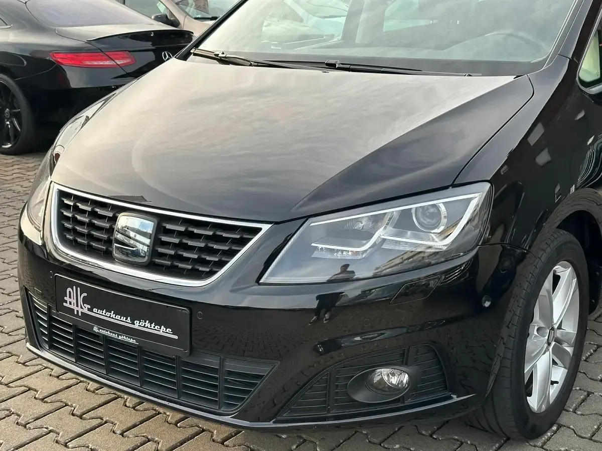 Gebraucht Seat Alhambra XCELLENCE 150 PS (110 kW) 2021 Schwarz Van / Kleinbus
