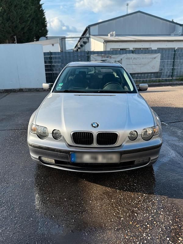 Silber Gebraucht 2004 BMW 316 Compact Kleinwagen | 1.250 € (Guter Preis) - Bild 1/4