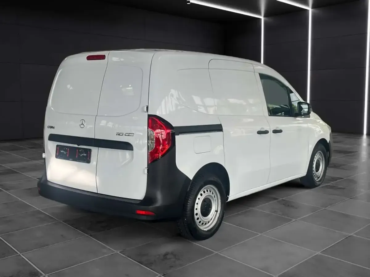 Gebraucht Mercedes Citan 110 95 PS (69 kW) 2023 Weiß arktikweiß Van / Kleinbus