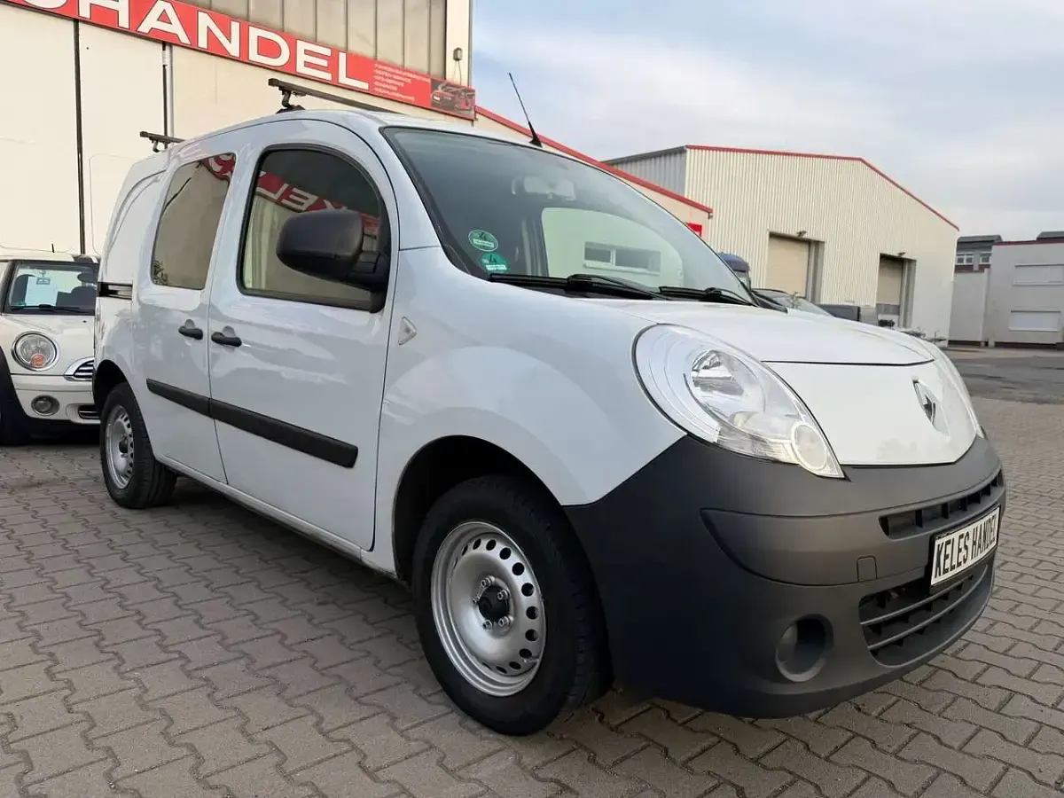 Gebraucht Renault Kangoo 90 PS (66 kW) 2013 Weiß Van / Kleinbus