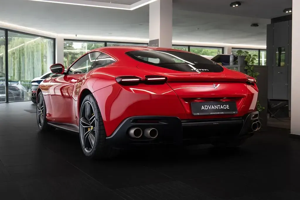 Gebraucht Ferrari Roma 620 PS (456 kW) 2024 Rot