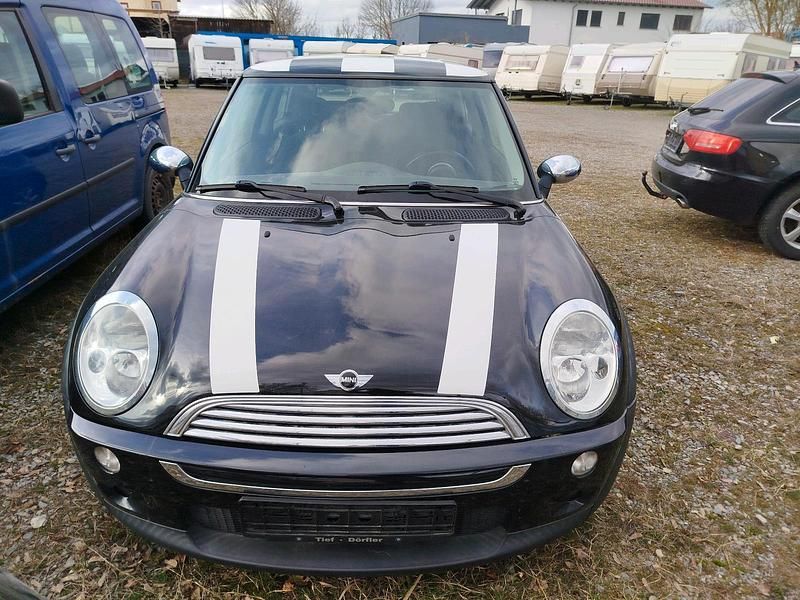 Gebraucht Mini ONE 90 PS (66 kW) 2004 Schwarz Kleinwagen