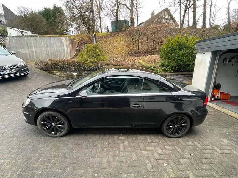 Gebraucht VW Golf Cabriolet 140 PS (102 kW) 2014 Schwarz Cabrio