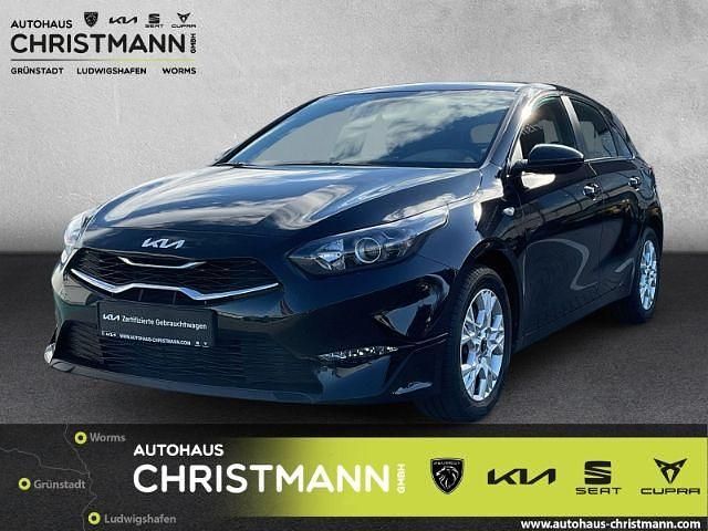 Gebraucht Kia Ceed Vision 120 PS (88 kW) 2022 Black pearl Kleinwagen