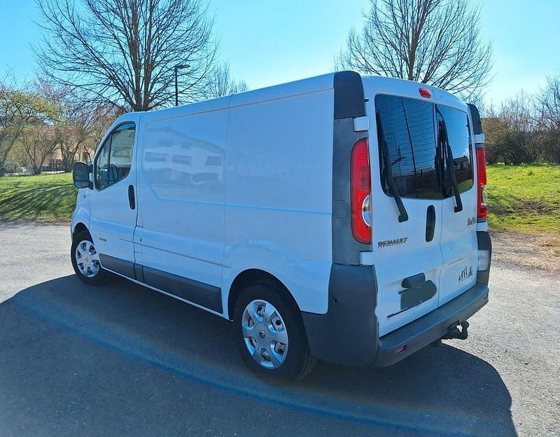 Brugt Renault Trafic 145 HK (106 kW) 2009 Hvid MPV