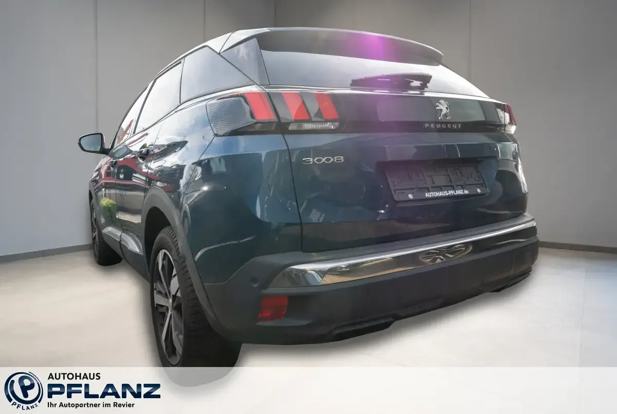 Gebraucht Peugeot 3008 Allure 131 PS (96 kW) 2023 Blau SUV