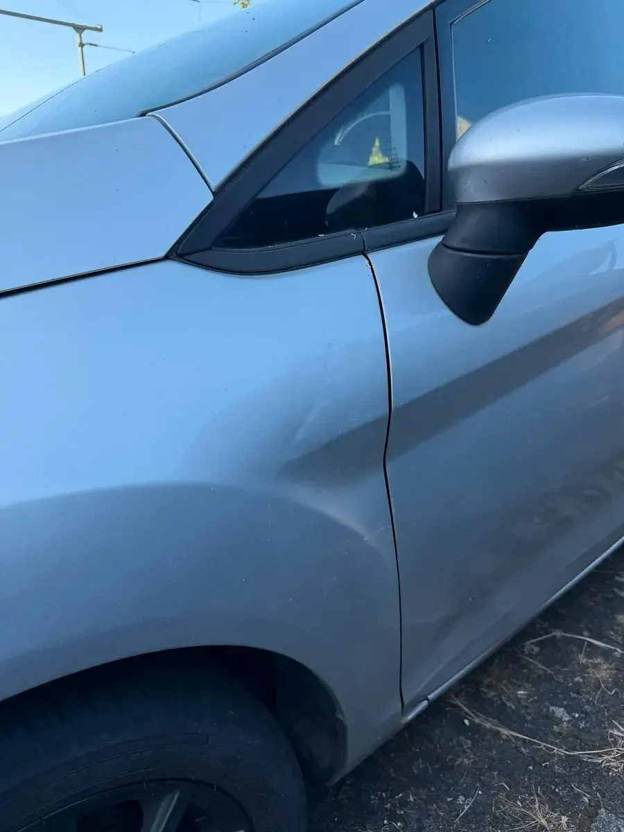 Gebraucht Ford Fiesta 70 PS (51 kW) 2012 Silber Kleinwagen