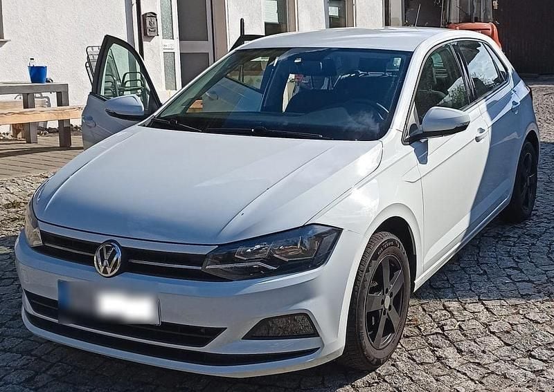 Second-hand VW Polo Comfortline 95 CP (69 kW) 2019 Alb Hatchback
