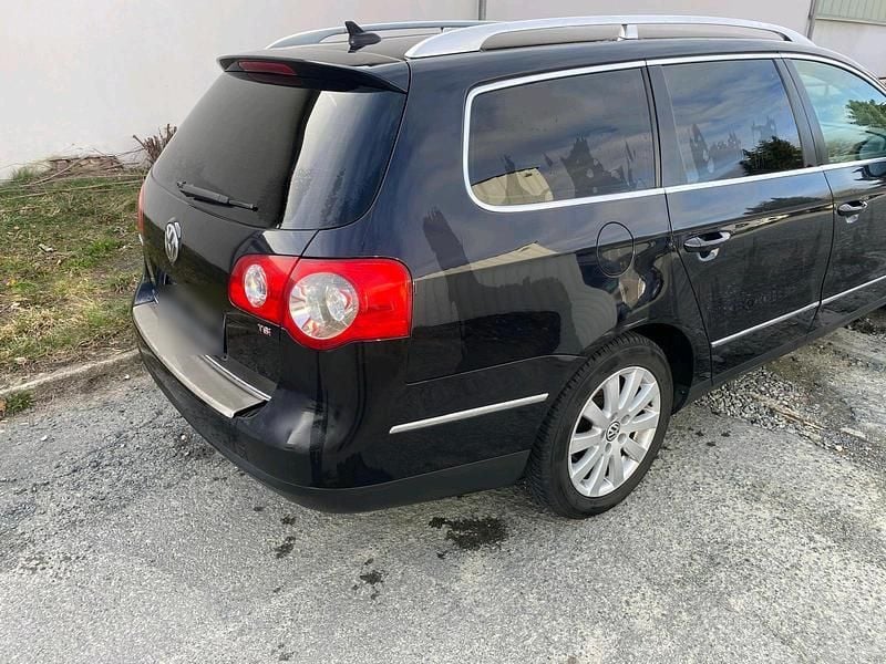 Gebraucht VW Passat 163 PS (119 kW) 2010 Schwarz Kombi