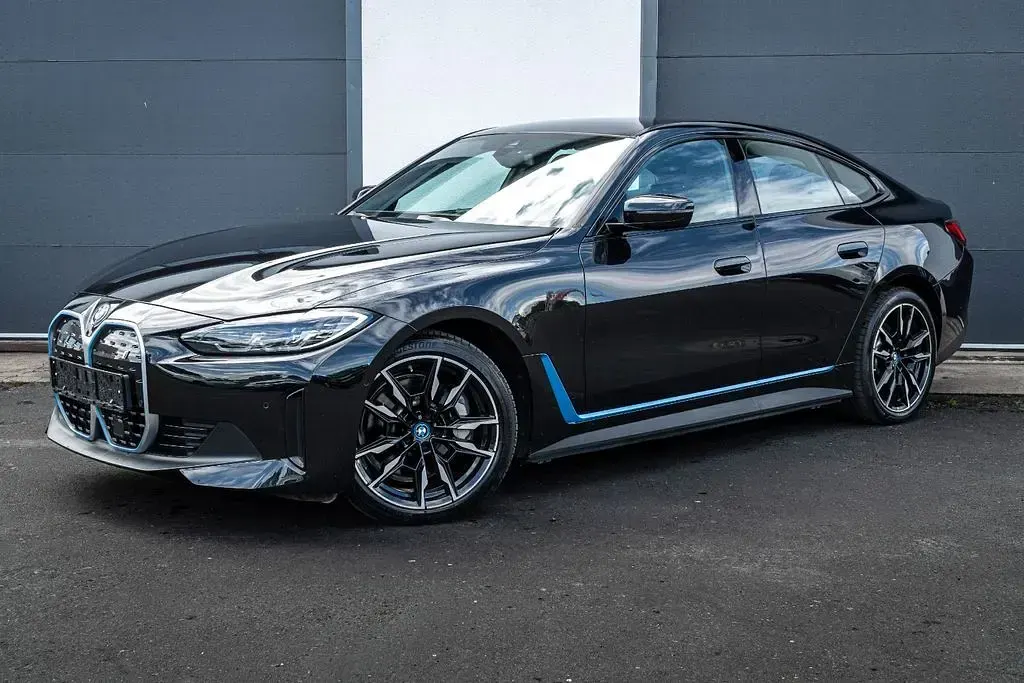 Gebraucht BMW i4 Performance 210 kW (286 PS) 2023 Schwarz Limousine
