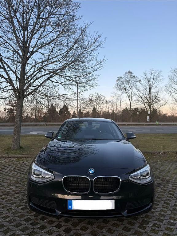 Gebraucht BMW 116 136 PS (100 kW) 2014 Schwarz Kleinwagen