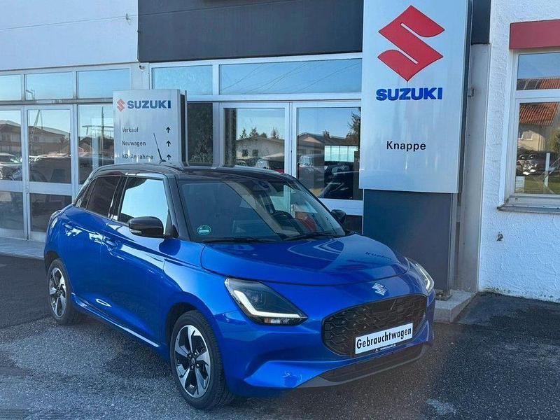 Blau Gebraucht 2024 Suzuki Swift Comfort+ Kleinwagen | 16.900 € (Fairer Preis) - Bild 1/4