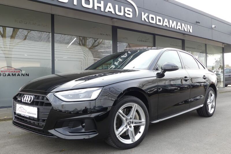 Mythosschwarz metallic Gebraucht 2020 Audi A4 Sport Limousine | 29.770 € (Fairer Preis) - Bild 1/4
