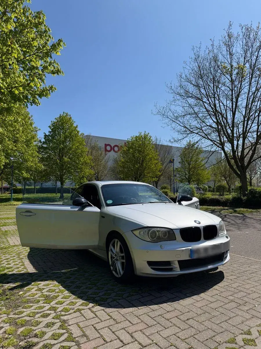 Gebraucht BMW 120 Coupé 177 PS (130 kW) 2008 Silber Coupé