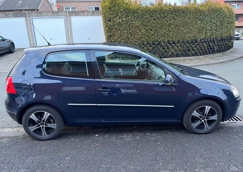 Gebraucht VW Golf VI Edition 80 PS (58 kW) 2008 Blau Kleinwagen