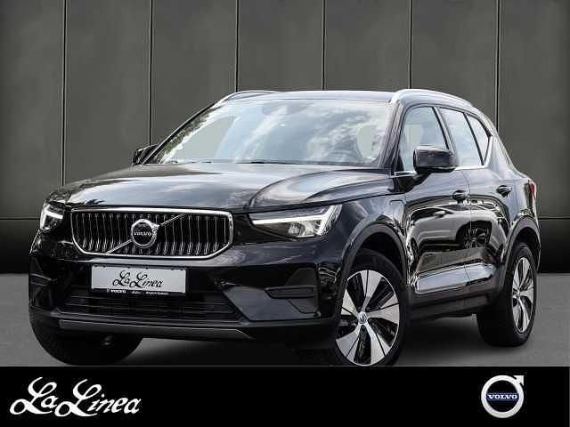 Schwarz Gebraucht 2022 Volvo XC40 Core SUV | 30.950 € (Superpreis) - Bild 1/3