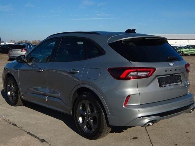 Gebraucht Ford Kuga ST-Line 152 PS (111 kW) 2025 Solarsilber SUV