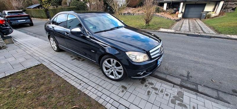 Gebraucht Mercedes C200 Classic 184 PS (135 kW) 2007 Schwarz Limousine