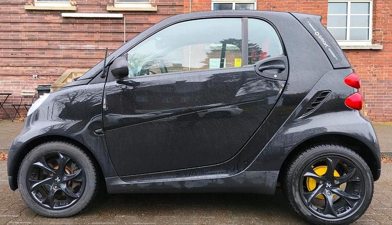Gebraucht Smart ForTwo Coupé 61 PS (44 kW) 2007 Schwarz Coupé