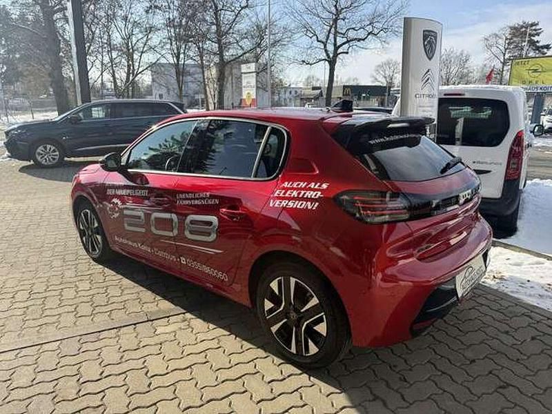 Gebraucht Peugeot 208 101 PS (74 kW) 2025 Rot Kleinwagen