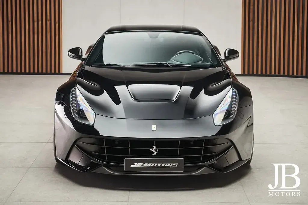 Gebraucht Ferrari F12 736 PS (541 kW) 2017 Nero ds Coupé