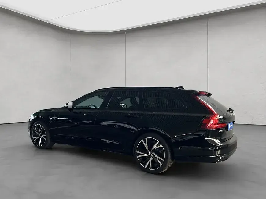 Gebraucht Volvo V90 R-Design 341 PS (250 kW) 2021 Black stone 019 Kombi