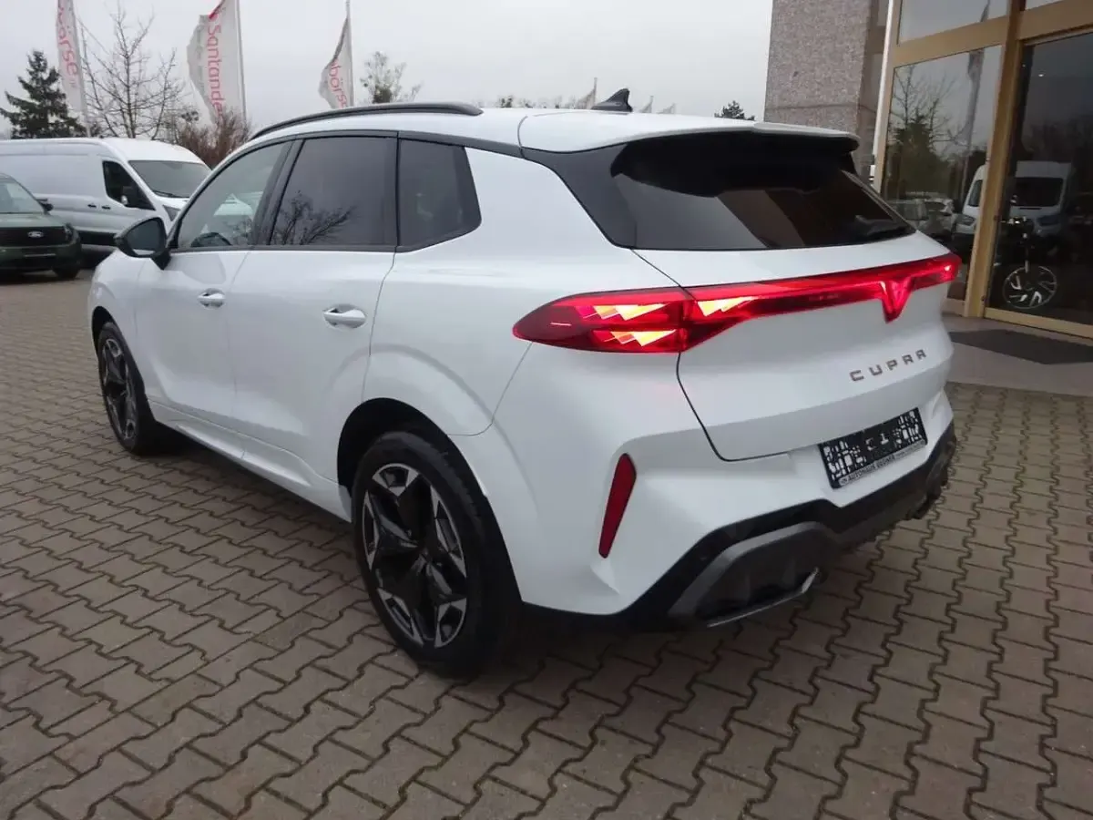 Używany Cupra Terramar 150 KM (110 kW) 2024 Biały SUV