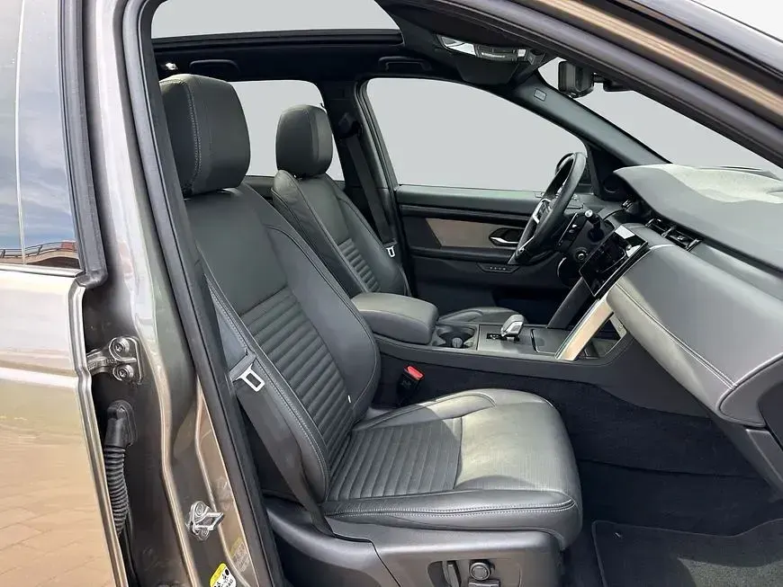 Gebraucht Land Rover Discovery Sport HSE Dynamic 204 PS (150 kW) 2024 Silber SUV