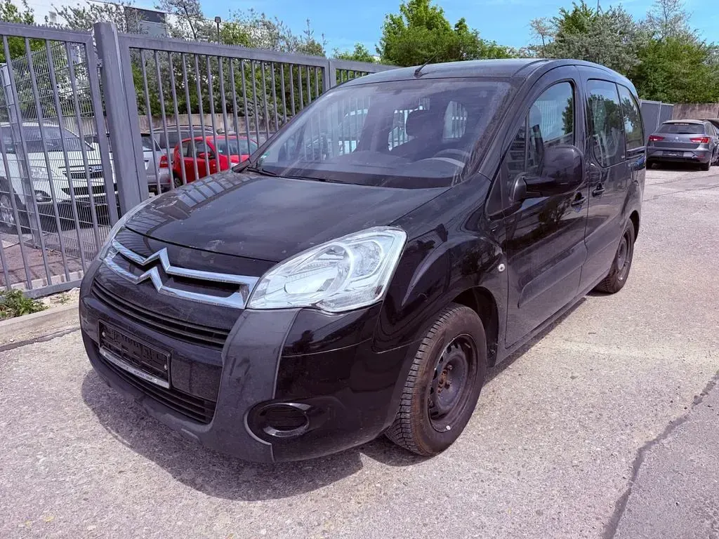 Gebraucht Citroën Berlingo 120 PS (88 kW) 2010 Schwarz Van / Kleinbus